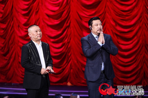 贾冰搭档“贾玲”夺冠 《欢乐喜剧人4》再掀收视热潮