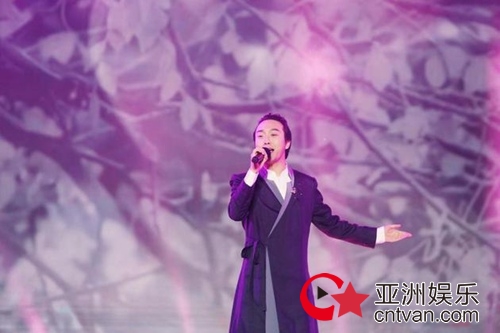 李玉刚无缘春晚 本人很遗憾明年再争取!