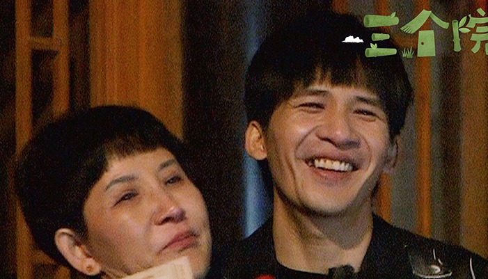 《三个院子》大张伟再圈粉 妈妈也是世上最可爱的女孩儿
