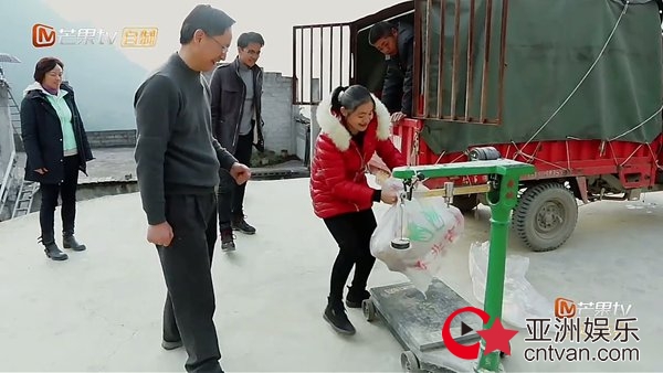 《变形计之平行世界》 戏精小王子实力哄弟 CFO爸爸谜之算数遭吐槽
