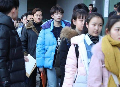 吴磊现身北电艺考 吴磊综艺节目大盘点 吴磊老家哪里?
