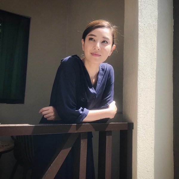 郑希怡化身拼命三娘 拍戏期间最思念女儿