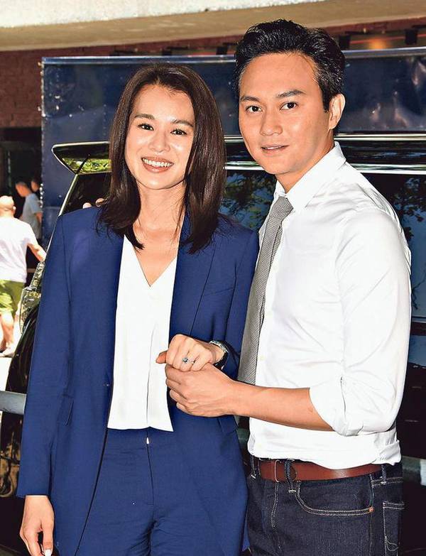 张智霖求婚拒跪地 袁咏仪是这么说的!