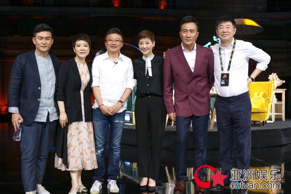 《青春同学会》再现《前半生》 胡军舞台魅力征服观众