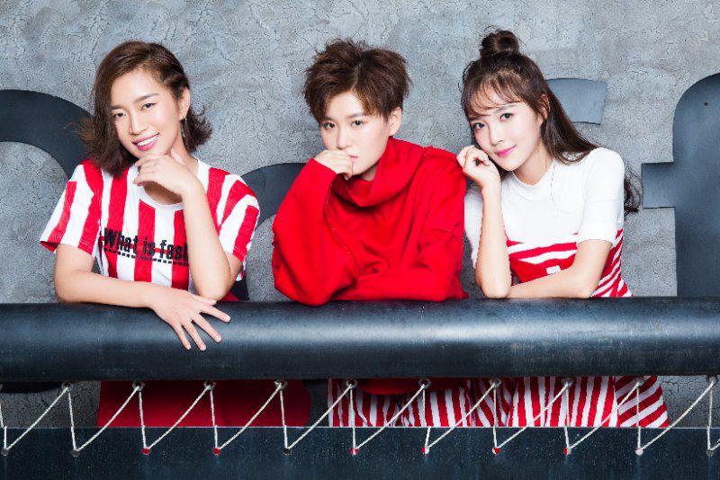 时尚女团COOKIE GIRLS新单热力上线 挑战复古新潮流