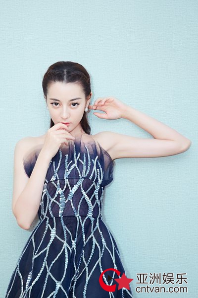 《烈火如歌》互联网影视峰会双丰收 嘉行传媒“燃”情夏日