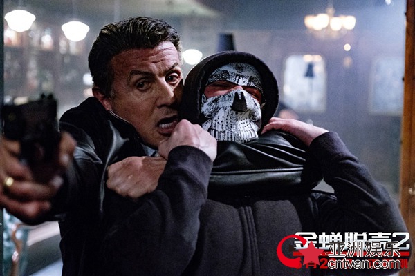 《金蝉脱壳2》预售火爆来袭 网友:终于等到年度最燃越狱片!