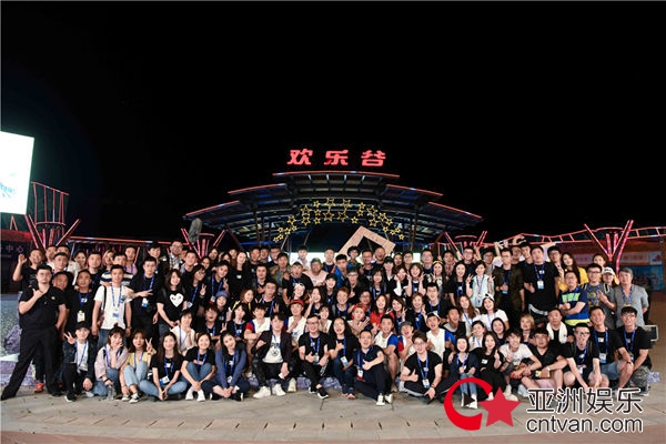 Angelababy成“《奔跑吧》最强者” 张杰张韶涵林俊杰献唱下周五“奔跑嘉年华”