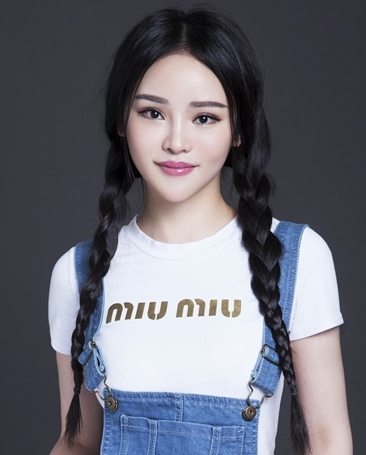 张懿暄nikkibaby最新写真 邻家女孩美的像童话一样