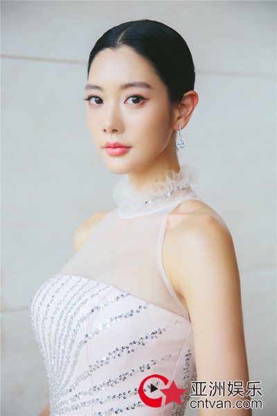 Clara克拉拉受邀出席中韩国际电影节发布会 娇萌可爱似仙女