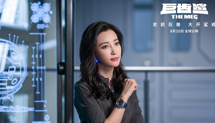 《巨齿鲨》深海来袭! 38城超前观影感受特效盛宴