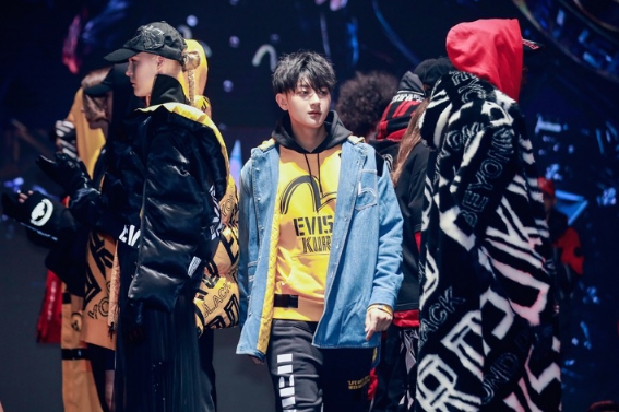 EVISU 18ﶬɶ ˻һ߸