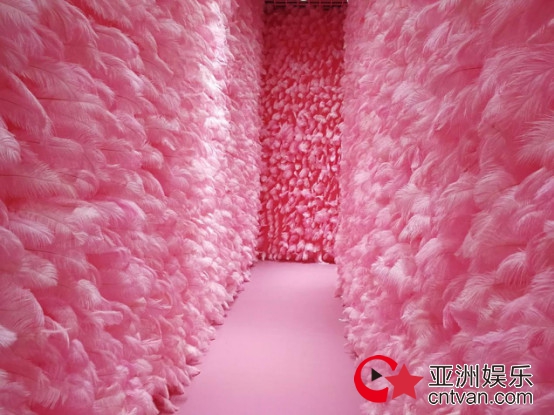 这个维密季！腾讯视频邀你走进魔盒派对