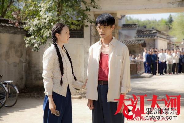 《大江大河》燃情首播  “弄潮青年”触动年代记忆