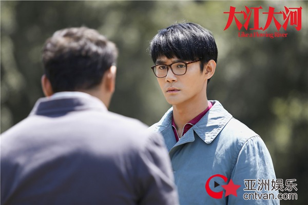 《大江大河》双台收视破一 “弄潮三子”与时代共成长