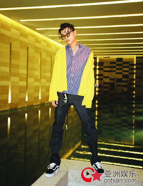 满舒克全新单曲《VVS》:送给自己和乐迷最好的生日礼物