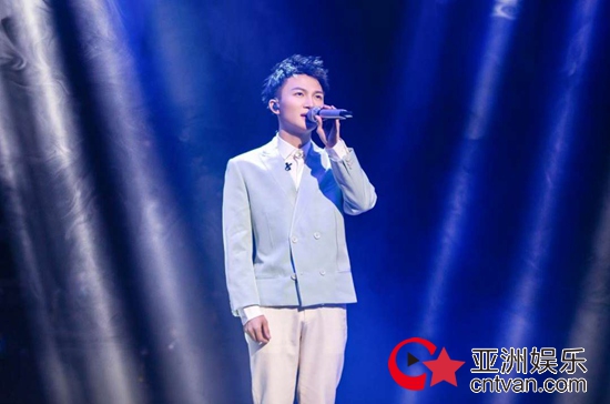 王晰周深高低音首次合作二重唱 《声入人心》阿云嘎献唱怀念家乡