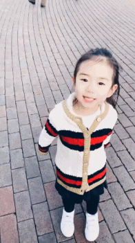 李承铉为女儿庆生 小Lucky对镜头大喊了这句话!