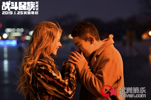 电影《战斗民族养成记》千场点映明日开启 年底必看中俄“提亲战” 俄囧之旅笑到最后