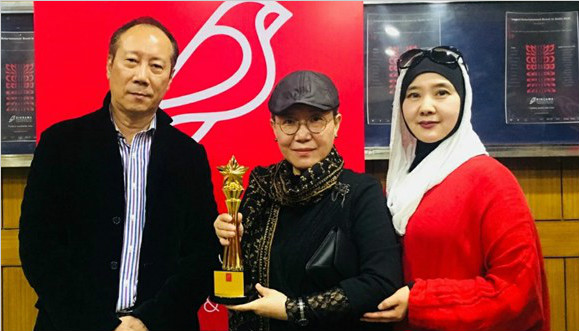 《红花绿叶》印度Diorama电影节喜获银麻雀最佳国际长片奖