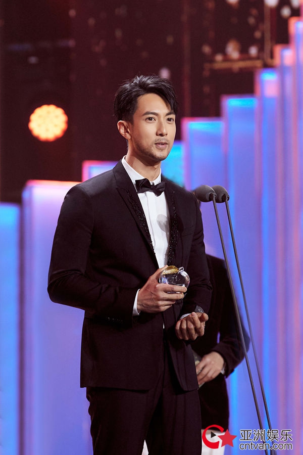吴尊亮相电视剧品质盛典 荣膺年度周播剧突破表现男演员