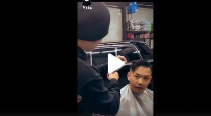 发型师周杰伦上线 亲自帮陈建州理发