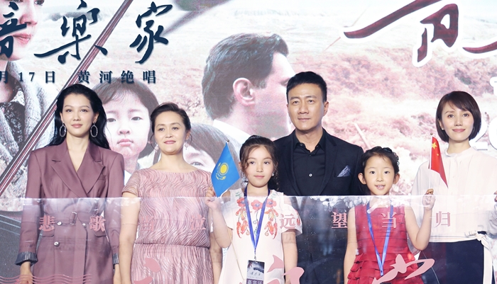 《音乐家》应援天团强势组队 世纪姐妹泪洒发布会现场