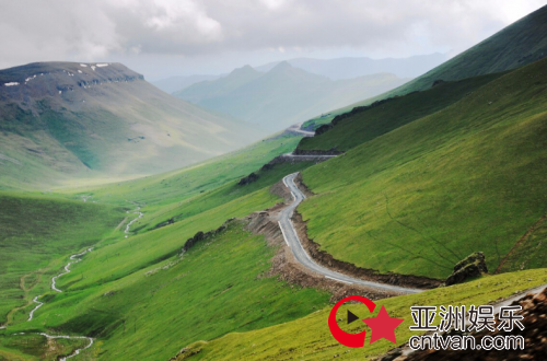 千万不要独闯独库公路 除非你有一辆哈弗H9