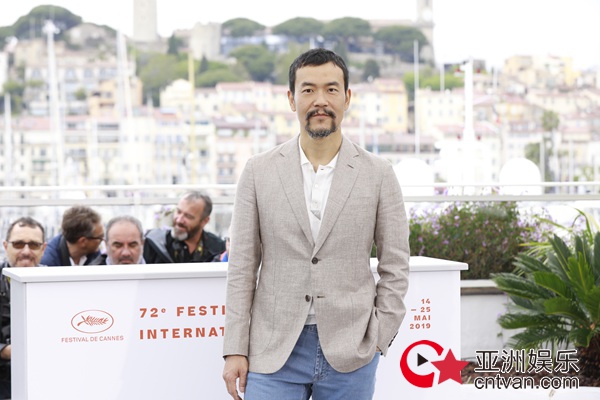 《南方车站的聚会》戛纳首映 廖凡获赞“电影的底色”