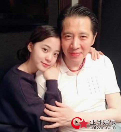 欧阳娜娜爸爸否认一家靠女儿养 那几年就赚够了一般人三辈子的钱了!