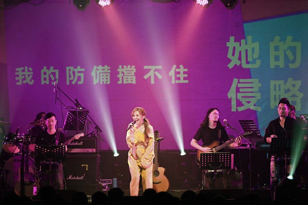 梁文音《#2019还在听》期间限定演唱会台北站完美落幕 梁文音再次化身“艾薇音”