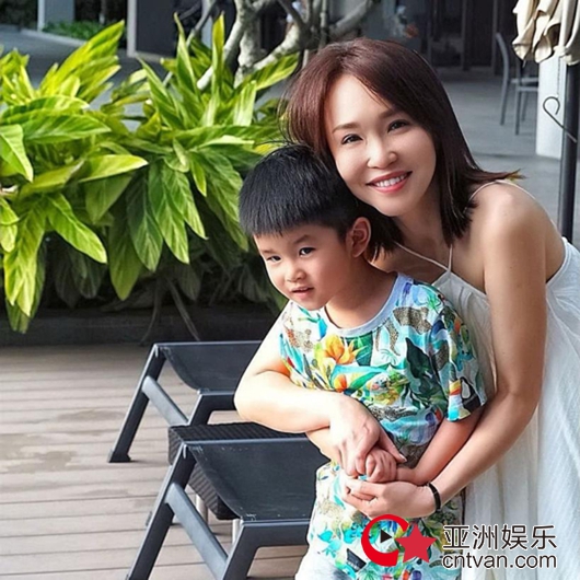 范文芳带儿子聚会 范文芳神雕侠侣歌曲是什么?
