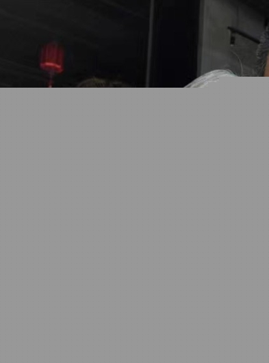 陈嘉上导演娶小30岁嫩妻 娇妻夏沫侨疑怀孕