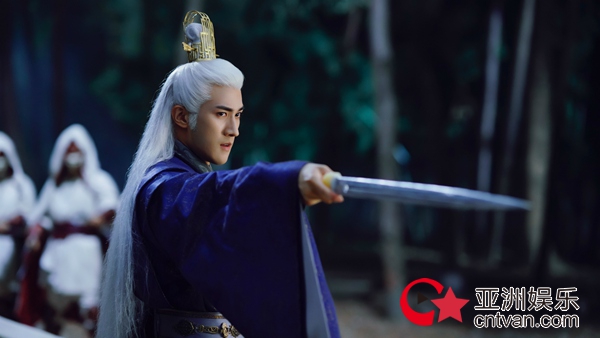 李治廷主演电视剧《白发》热播无忧跌宕人生再遇波折