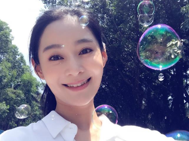 王媛可童心童趣助力环保 网友:王三岁上线!