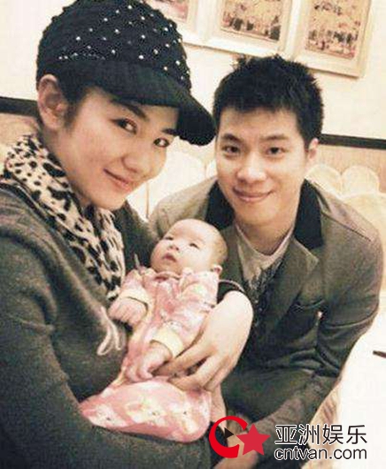 黄奕回忆女儿被夺走 犹如跌入恐怖的深渊!