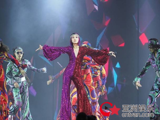 杨千嬅意外摔倒 杨千嬅电影列表 杨千嬅陈奕迅关系揭秘