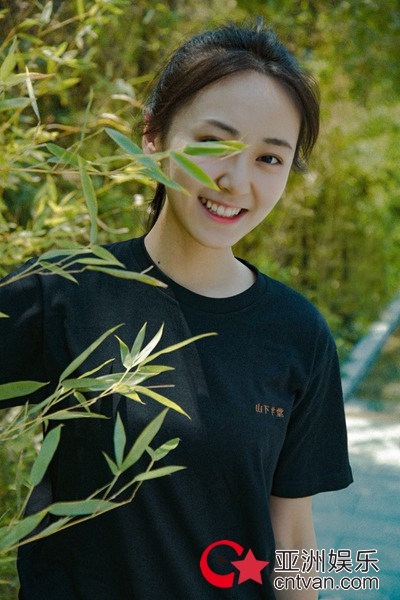 演员丁芝天“山下学堂”结业 满载而归砥砺前行