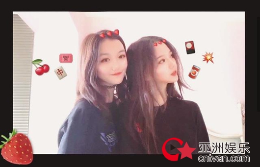 李亚鹏女儿李嫣与闺蜜拍写真 李嫣个人资料曝光