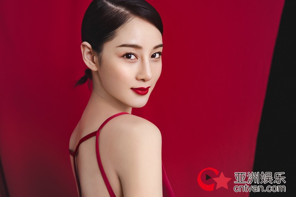 赵圆瑗《心宅猎人》饰演“梅娘”重重迷雾中的关键人物