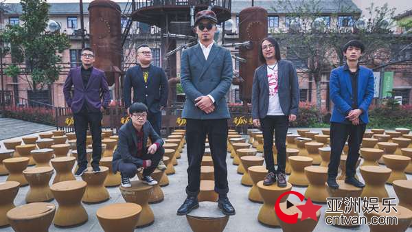 神纳姆再发单曲「月光歌舞厅」,一曲饱含时代印记的夜郎disco