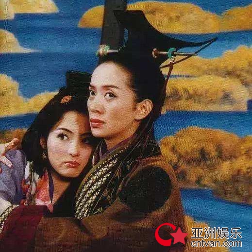 张柏芝晒梅艳芳合照 发文缅怀庆56岁冥诞