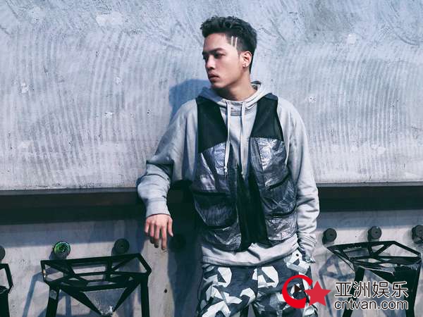 J.Sheon《输情歌》MV观看次数直逼百万 第二张音乐创作大碟《巷子内》11/25正式发行