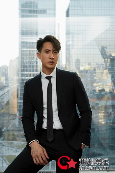 吴尊获年度跨界力量艺人奖 出色诠释兼融人生