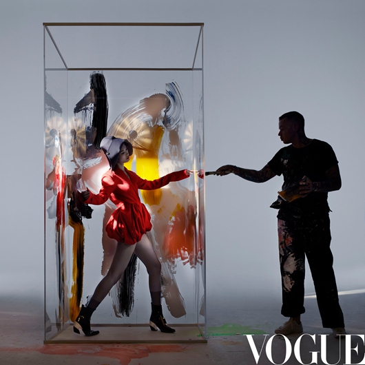 李宇春登《VOGUE》三月刊封面 Nick Knight掌镜创意概念融入绘画艺术