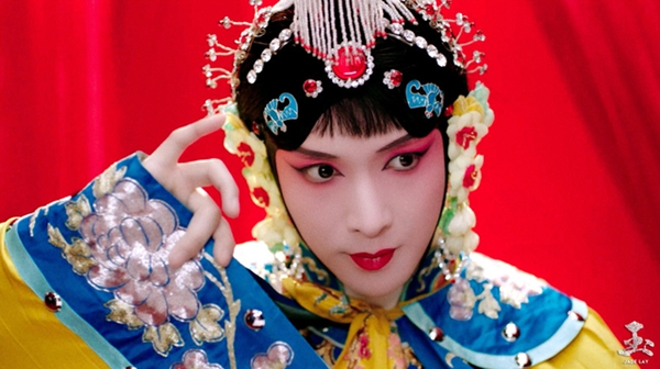 张艺兴新专辑先行曲《玉》上线 花旦造型曝光