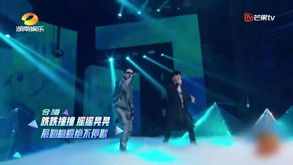 《说唱听我的》全国四强诞生!罗琦JD合作获赞“殿堂级舞台”