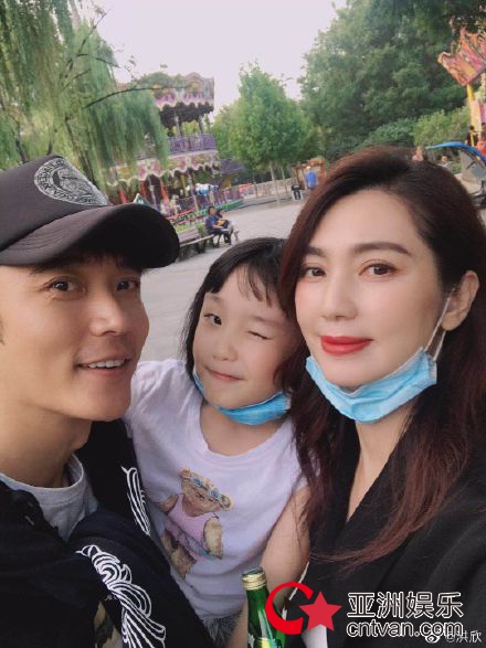 洪欣否认与张丹峰离婚 张丹峰能且行且珍惜吗?