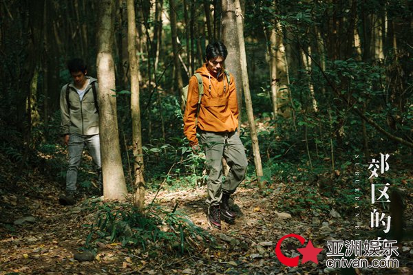 华语独立佳作《郊区的鸟》今日上映 演员邓竞首部作品引期待