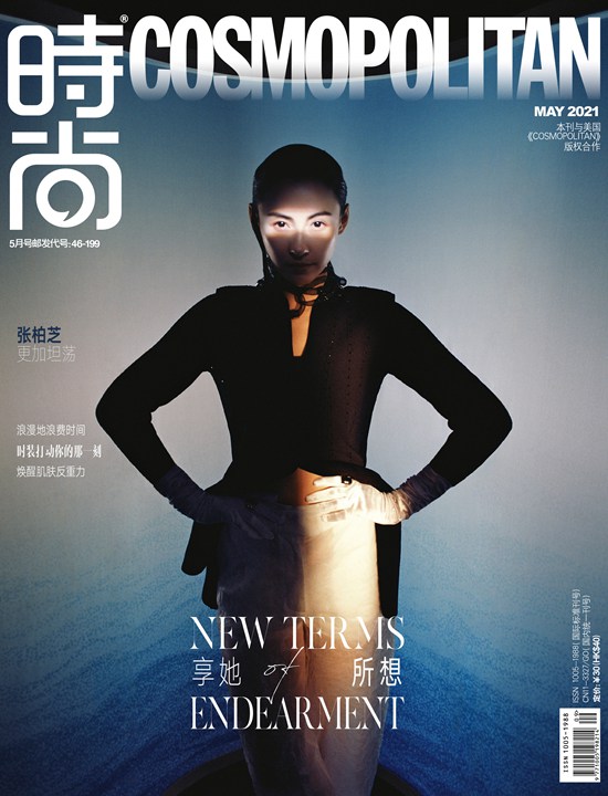 张柏芝时尚封面大片曝光 光影下冷感眼神难掩倾城之美